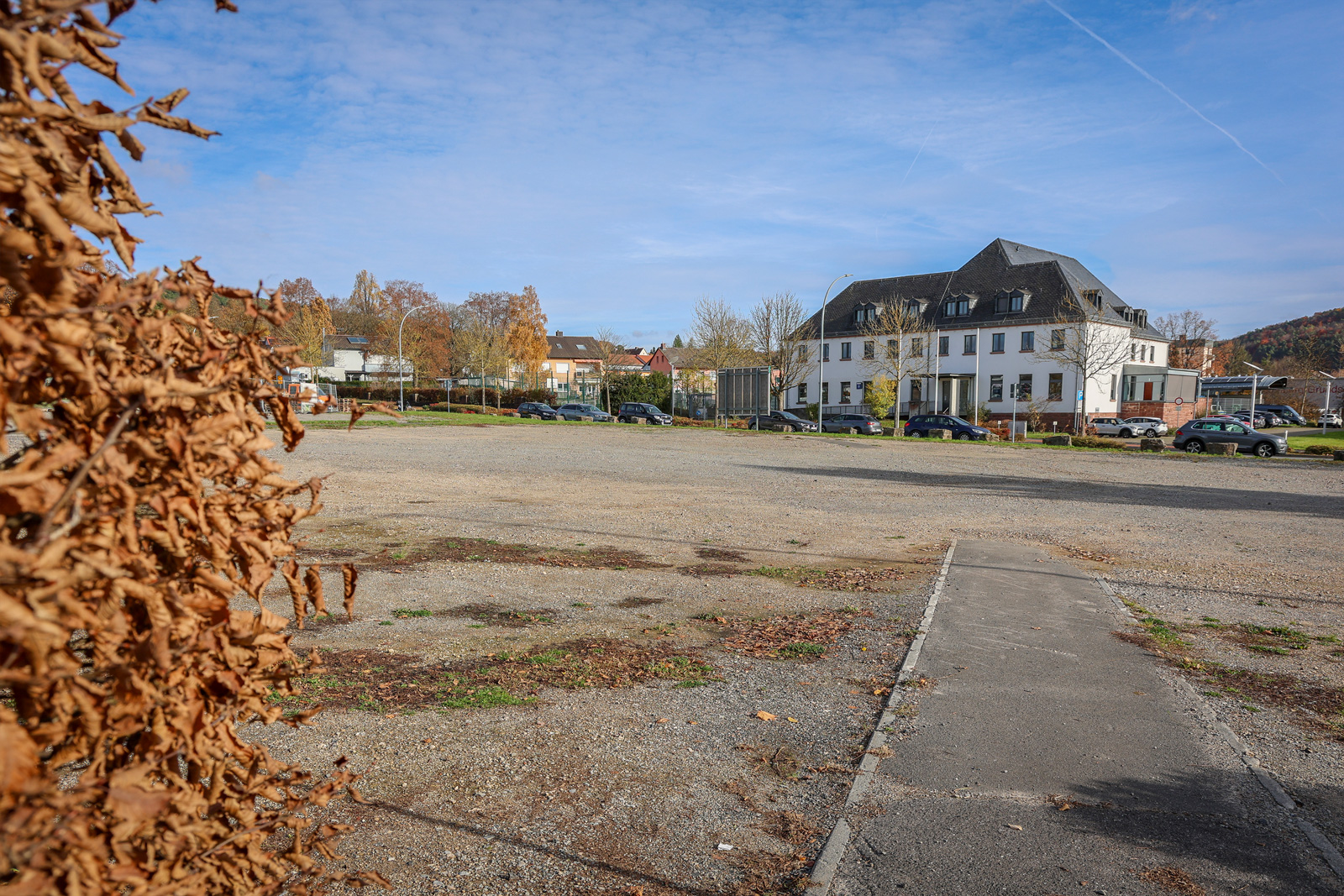 Laboklin wächst: Multifunktionskomplex auf über 9.000 Quadratmeter für Veterinär- und Humanmedizin in dem ehemaligen Kasernengelände